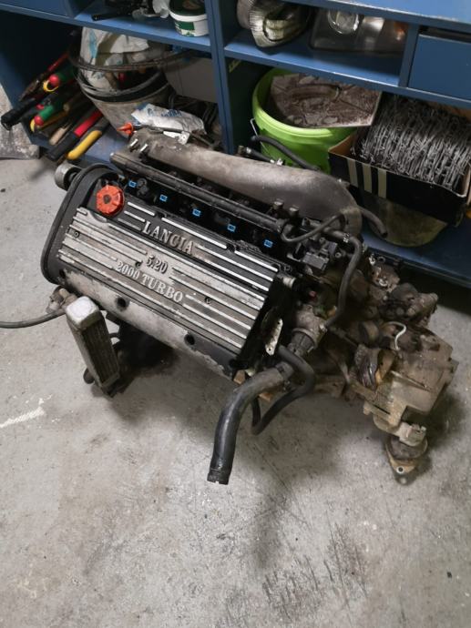 Lancia kappa 20v turbo motor