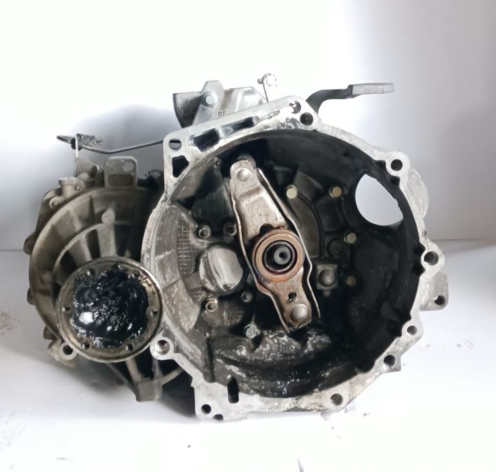 Mjenjač VW Golf 5 1.9 TDi 6 brzina 03-09 / GQM / getriba / gearbox