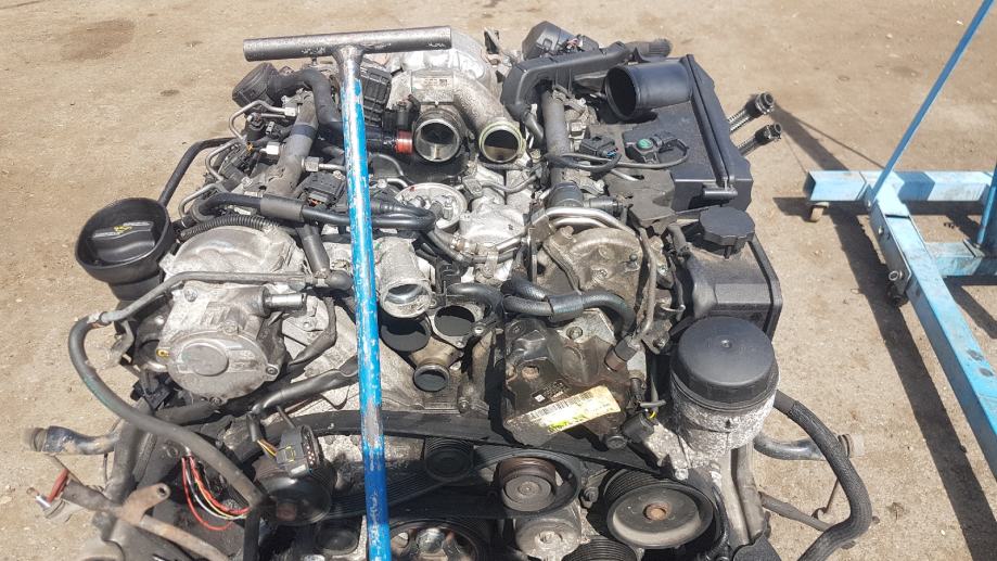 motor mercedes 320 cdi