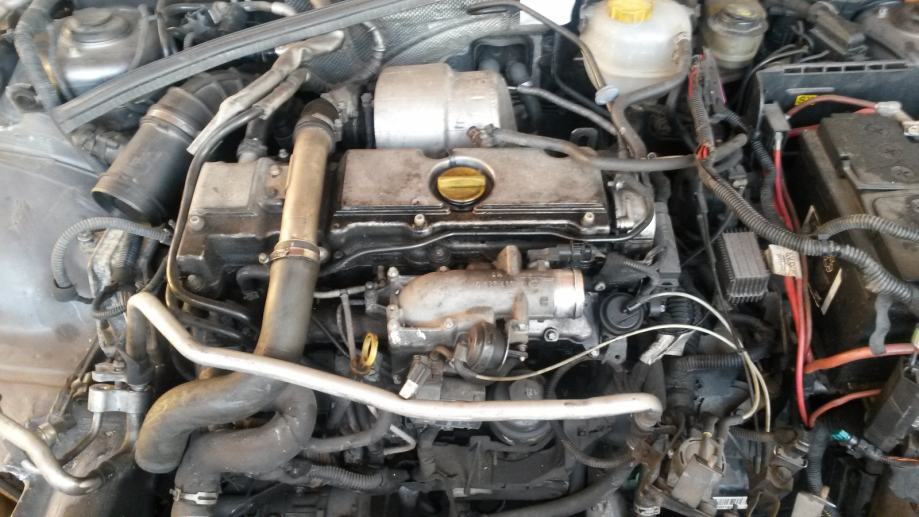 Opel vectra 2,2 turbo dizel motor.