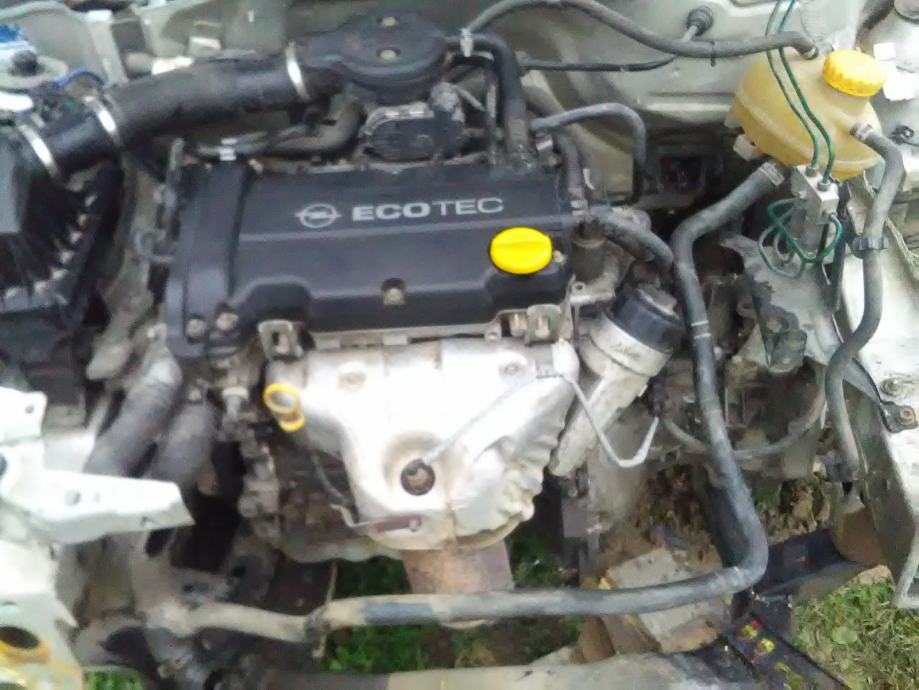 Opel Cora C 1,2i 16v motor