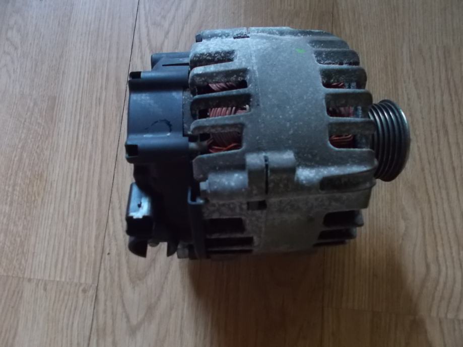 peugeot 207   1.4 hdi   2008.godina  alternator