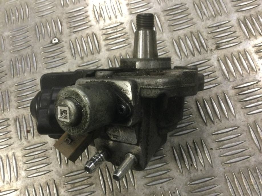 VISOKOTLAČNA PUMPA VW DELPHI 1,4 i 1,6 TDI 04B130755F