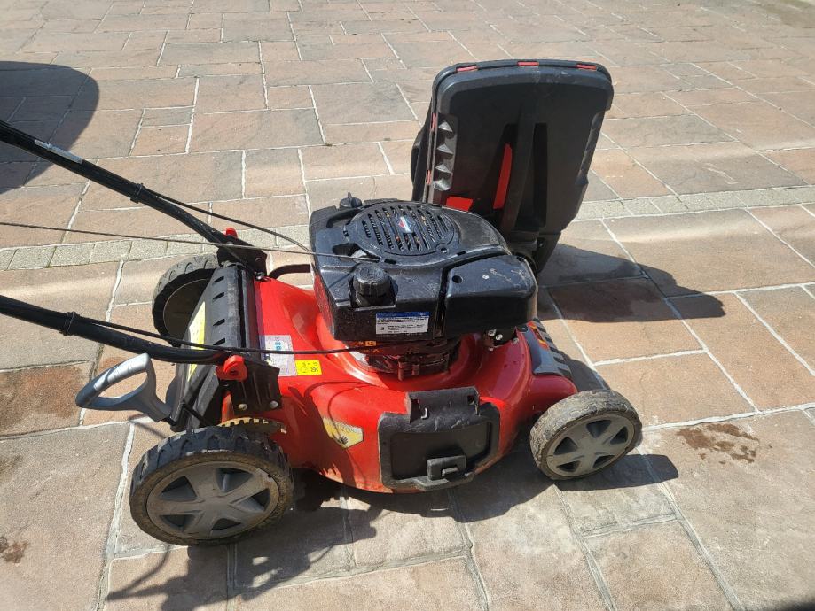 Motorna Kosilica ADK Briggs&Stratton Samohodna