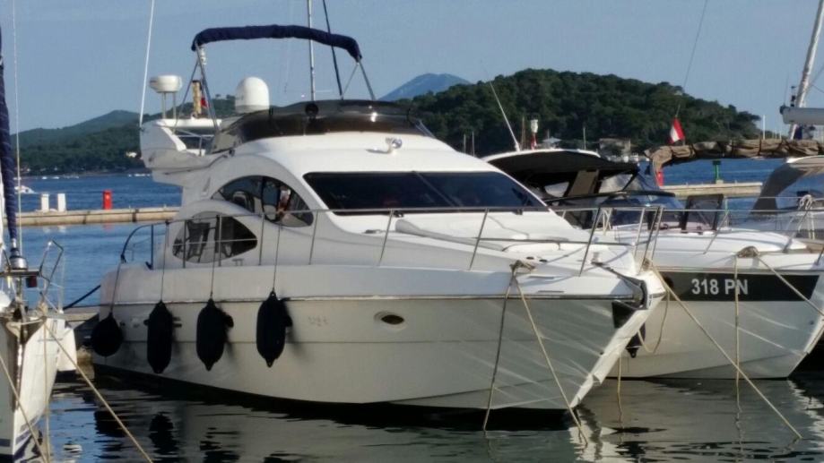 Azimut 42