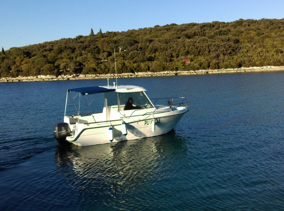 Beneteau Antares 600 + Yamaha 100HP (210 sati, servisna knjižica!!!)