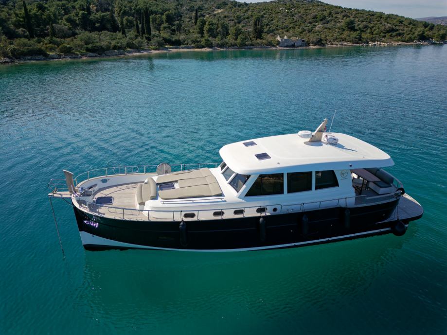 sasga yachts precios