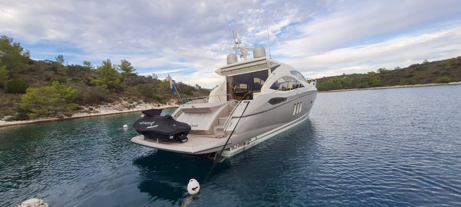 Sunseeker Predator 52