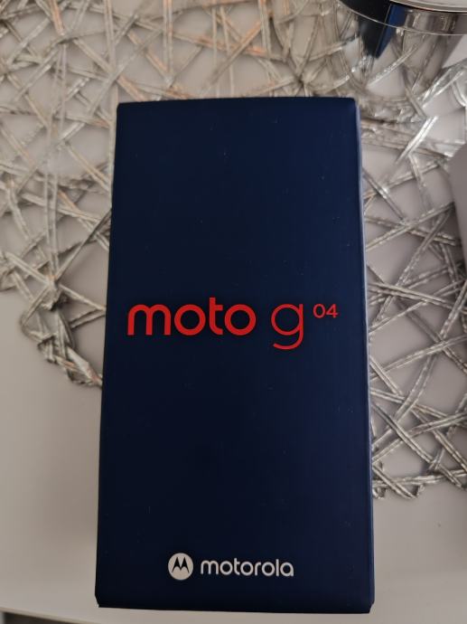 Moto g04