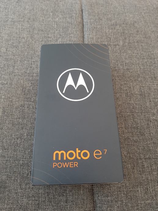 motorola e7 power ram