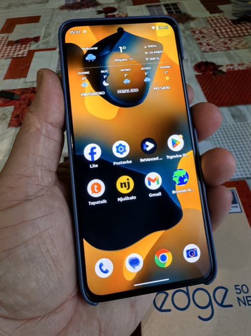 Motorola Edge 50 Neo 5G 8/256 novo, garancija