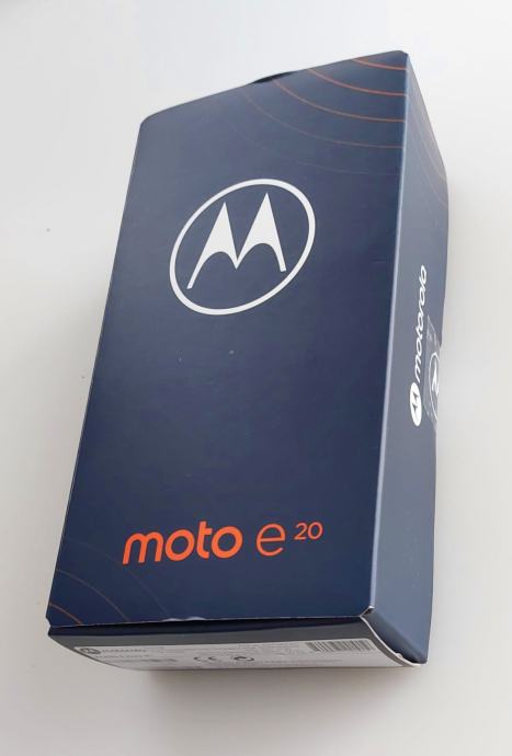 Motorola moto e20 - NOVI!