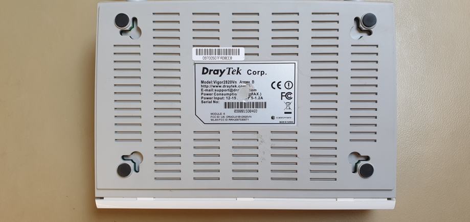 DRAYTEK VIGOR 2820Vn Serijski ADSL Router Firewall