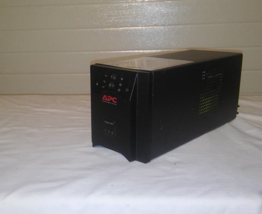 APC-Smart-ups 750