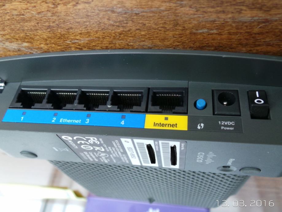 Cisco Linksys E900-EU Wireless-N Router, kratko korišten.