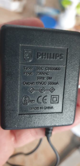 Ispravljač (adapter) Philips SBC CS030/00, 12v DC/200 mA