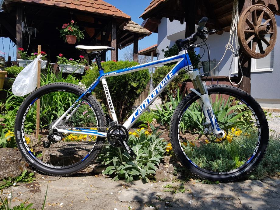 Cannondale Flash / Carbon / Sram X9 - X7 / Vrhunski Odličan  !!!