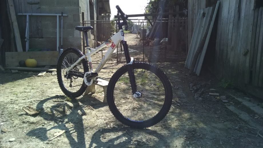 HARO ESCAPE SPORT 2009 (FR/DH MOD) SERVISIRAN, FIXNO I JAKO HITNOOOOO!