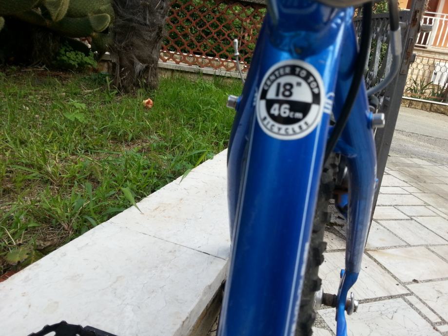 trek mountain bike grips