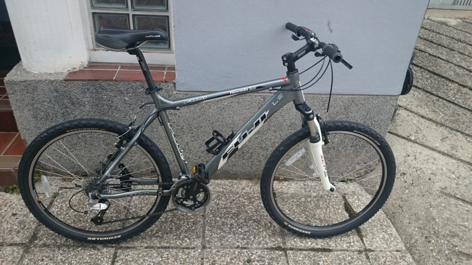 fuji nevada 2.0 mountain bike