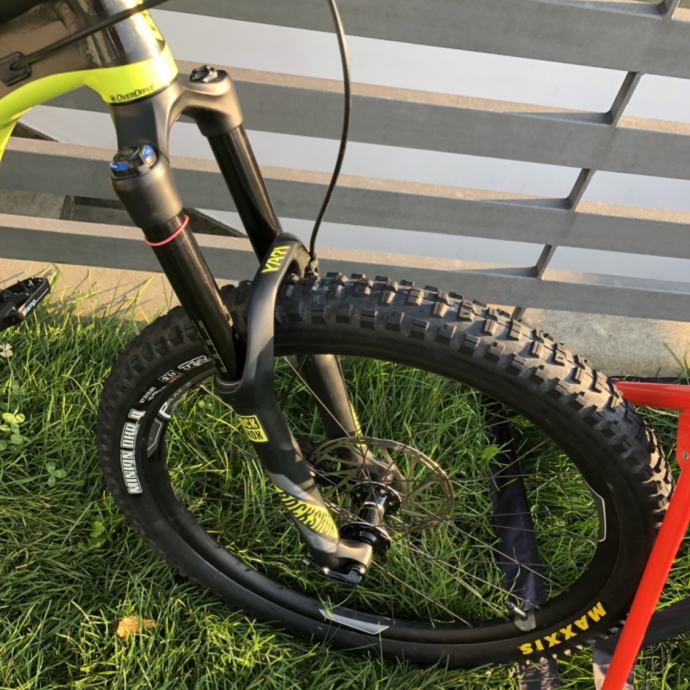 rockshox yari rc solo air forks