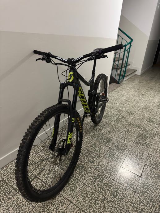 Scott Genius 740l full suspension bike