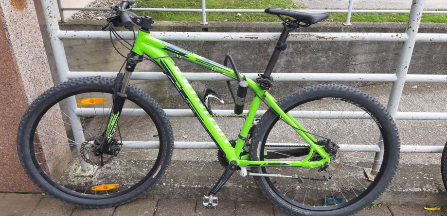 specialized pitch 27.5 mountain bike 2017