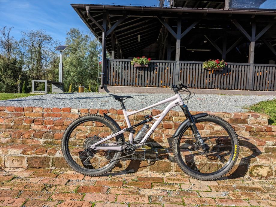 Specialized Status 140