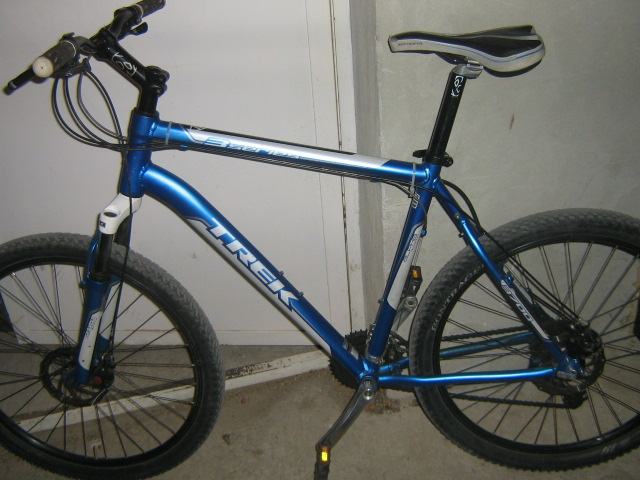 trek 3700 blue book