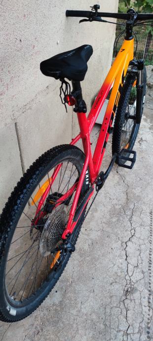 trek marlin 7 xl in stock