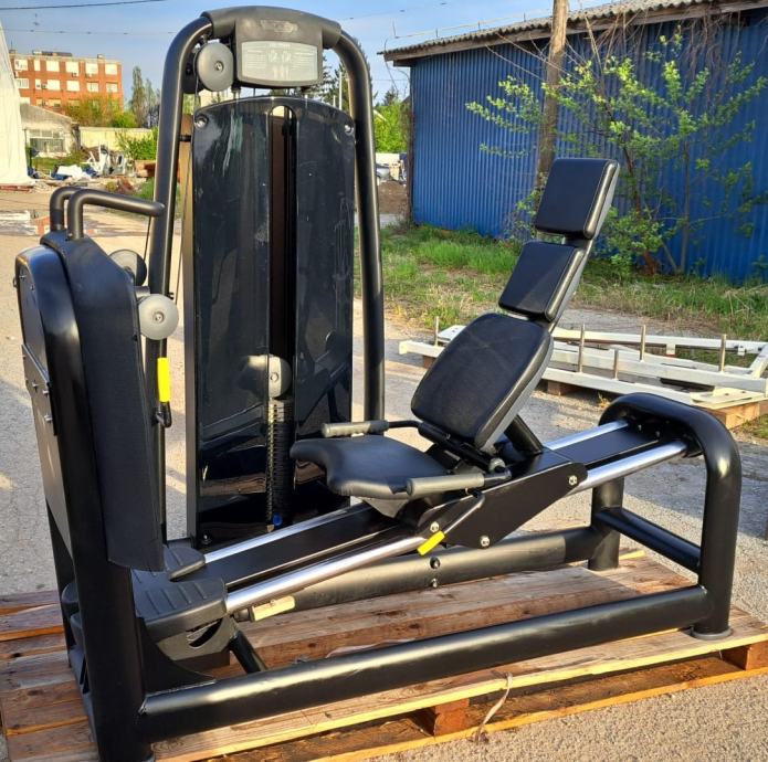 LEG PRESS BLACK (NOVO) 1600€