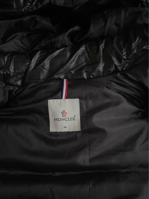 Moncler prsluk NOV NE NOSEN! Velicina M