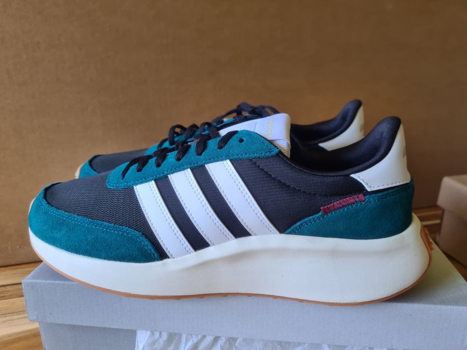 Adidas Run 70's