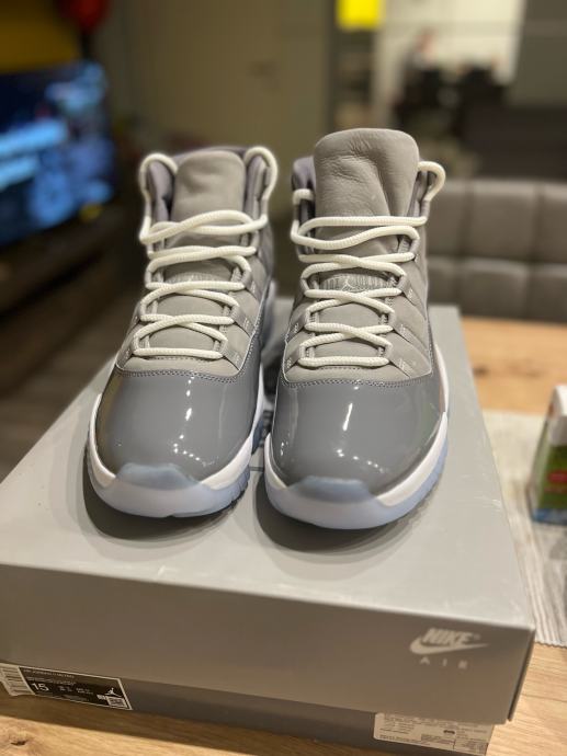 Jordan 11 COOL GREY