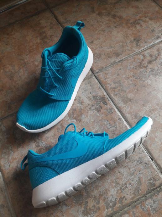 nike roshe 44