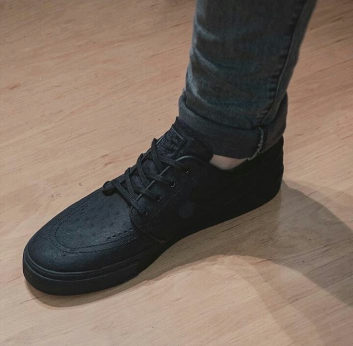 nike sb stefan janoski black leather