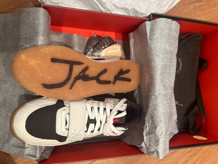 Travis Scott Jordan Jumpman 46 TR