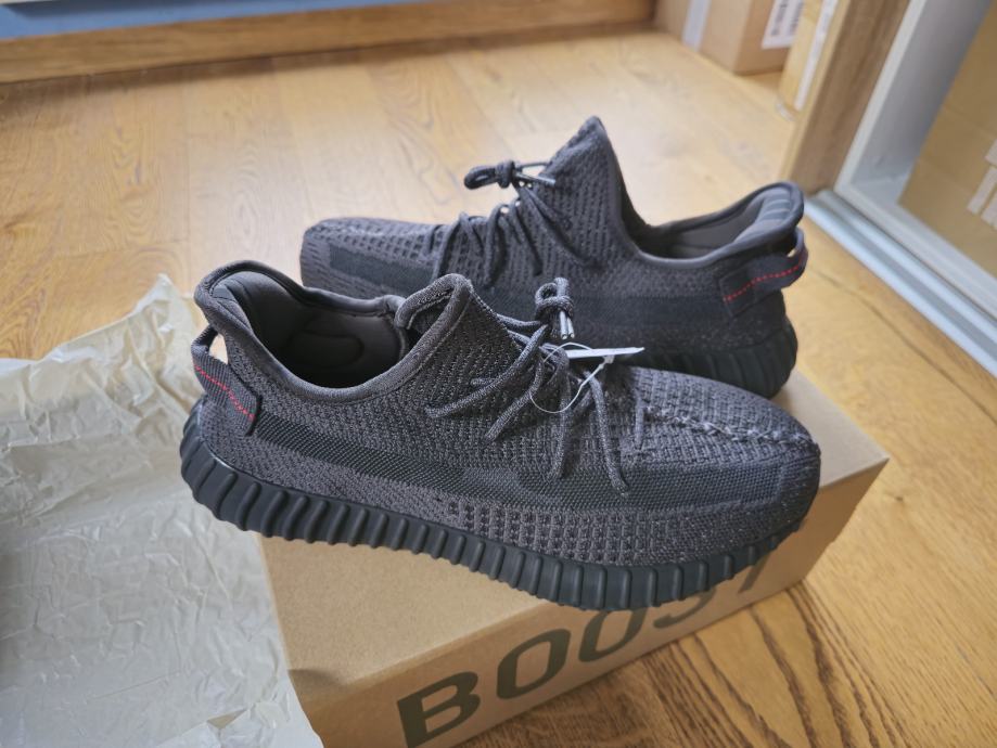 Yeezy 350 V2 black br.46