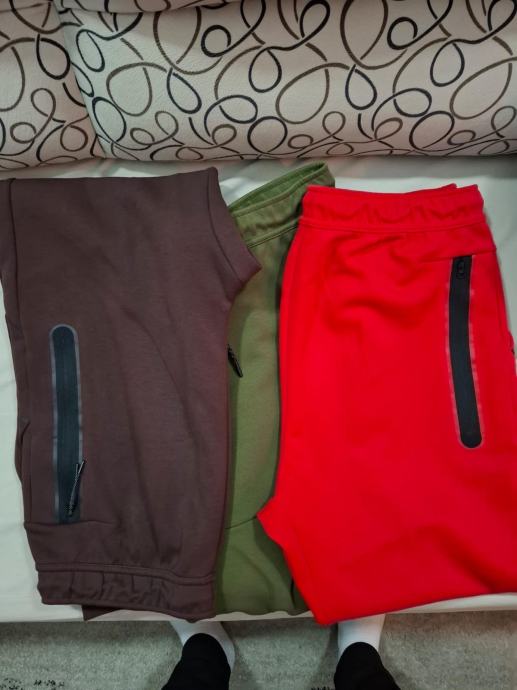 Nike Tech Fleece