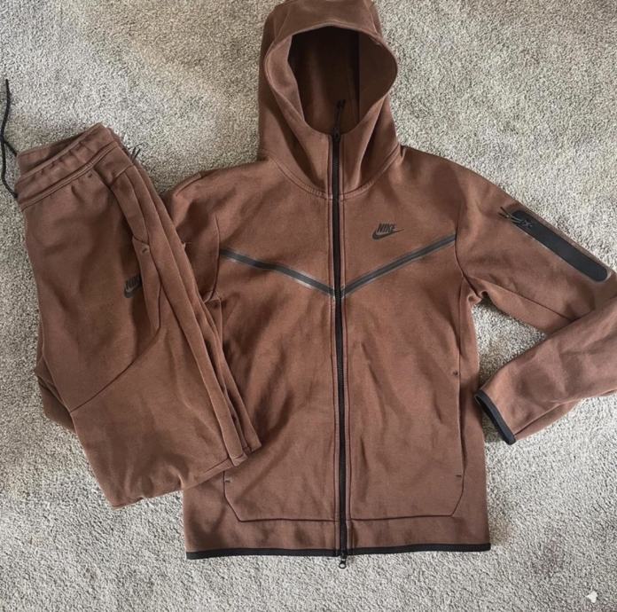 Nike tech fleece