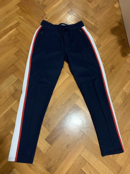 Tommy Hilfiger trenerka