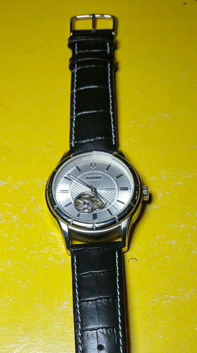 Bulova 96A111 muški sat