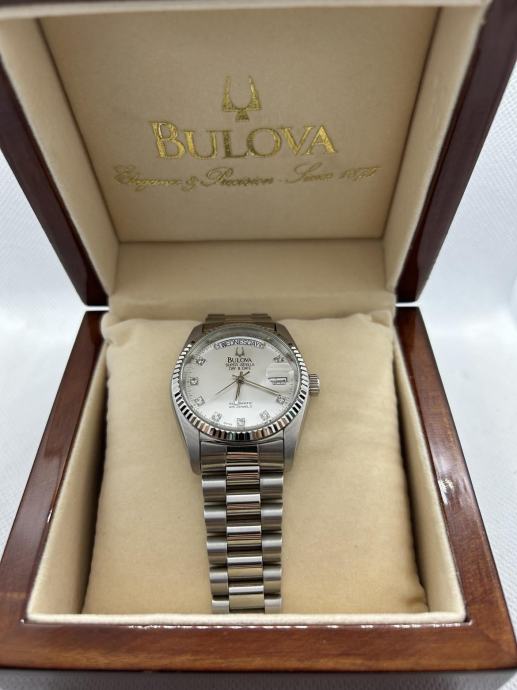 Bulova Super Seville Day&Date Automatic 25 Jewels - Novo!