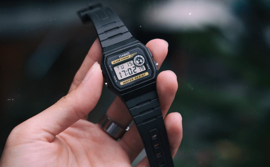 Casio F-94WA-9HDG