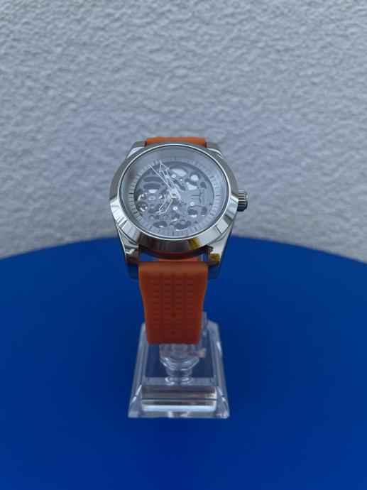 Custom skeleton sat - NH72 mehanizam (Seiko)