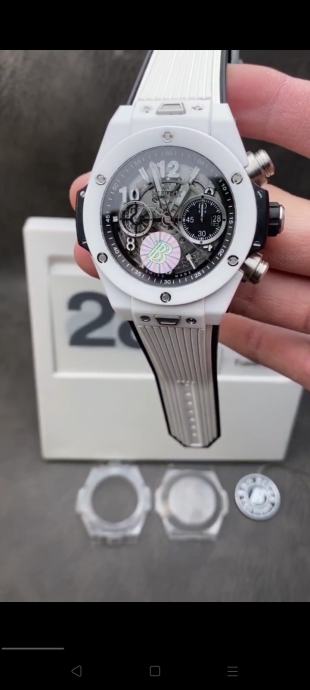 #Hublot #BigBangUnico 

 Hublot Big Bang Unico White Ceramic Case Skel