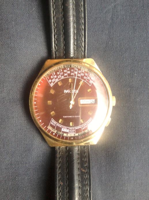 Raketa perpetual calendar rucni sat