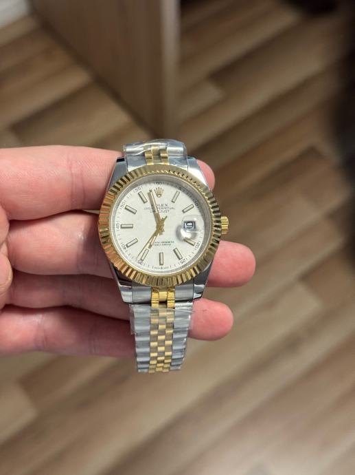 Rolex datejust zlatni