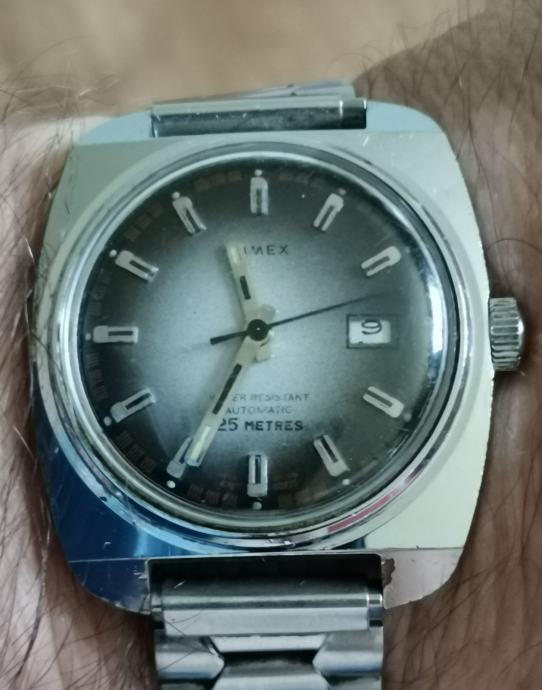 SAT "TIMEX" AUTOMATIC 25 METRES