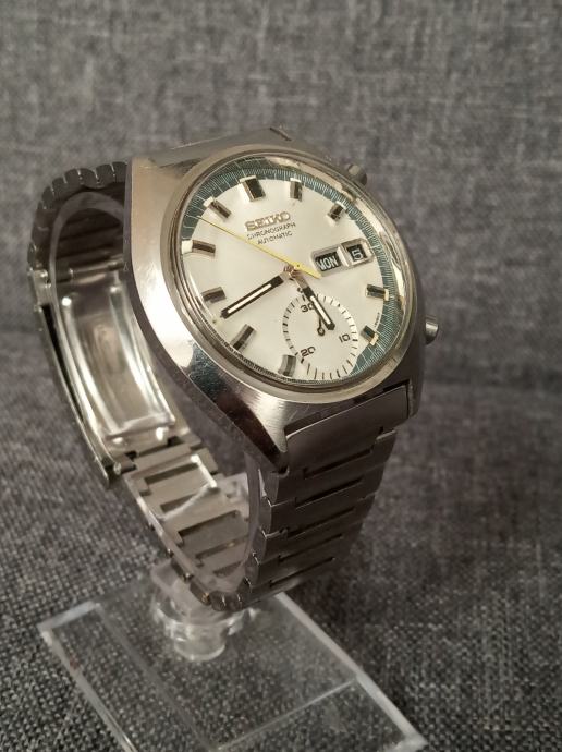 vintage seiko automatic chronograph